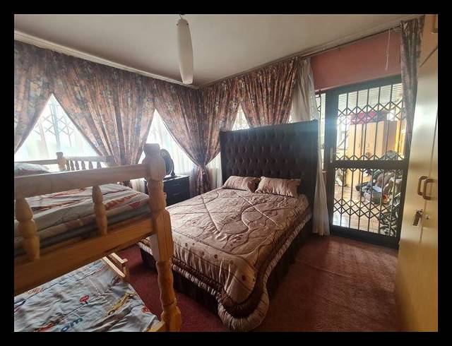 4 BEDROOM HOUSE FOR SALE IN SUNFORD